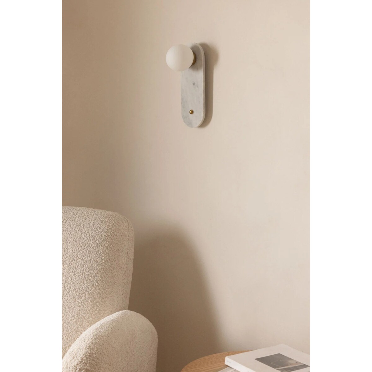 Kinkiet ścienny z marmuru i szkła Salm