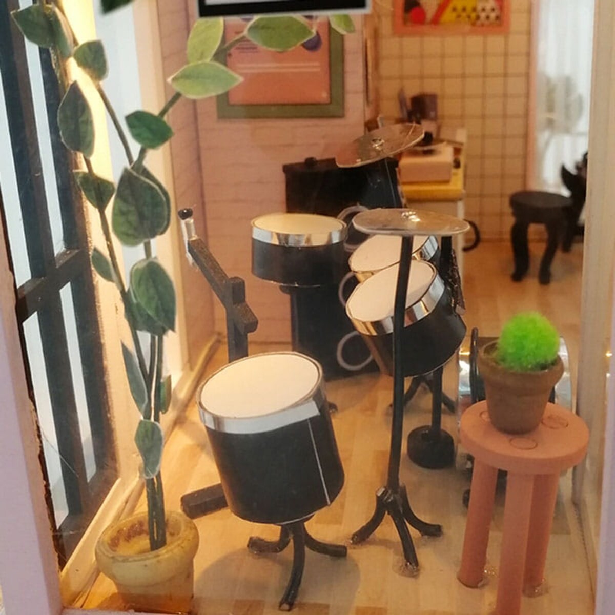 Miniaturowy domek - Muzyczny box - Wytwórnia gwiazd