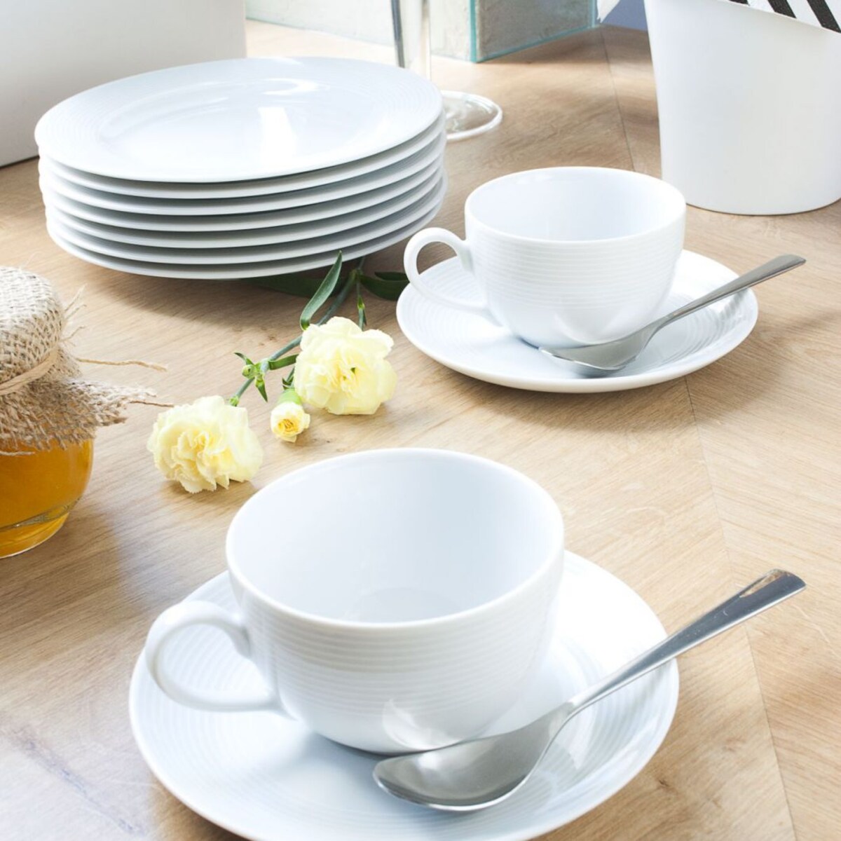 Zestaw obiadowo-kawowy dla 6 osób 30 el. Yvette Biała Linea E755