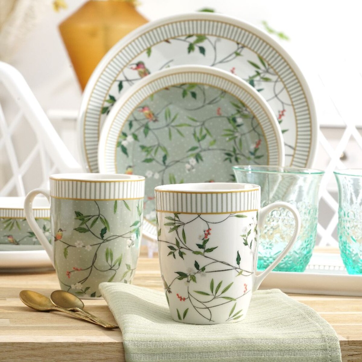 VILLA ITALIA Kubek porcelanowy 330 ml NORIKO WHITE