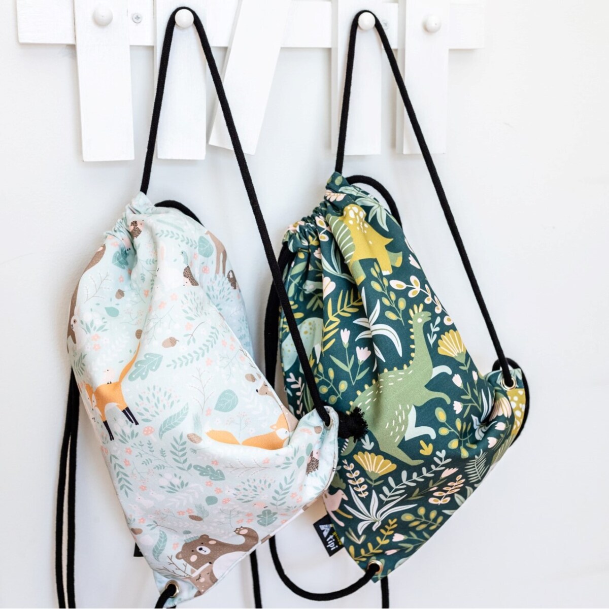 Worek plecak Kiddy, różowe i turkusowe piórka, 28x40cm, Magic Collection