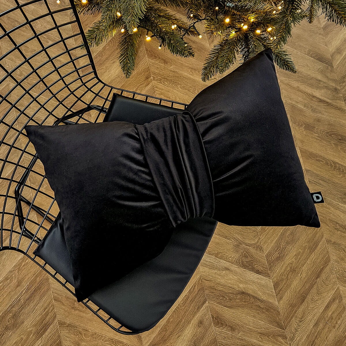 Poduszka XMAS wzór XM47 | Kokarda czarna 40 x 60 cm