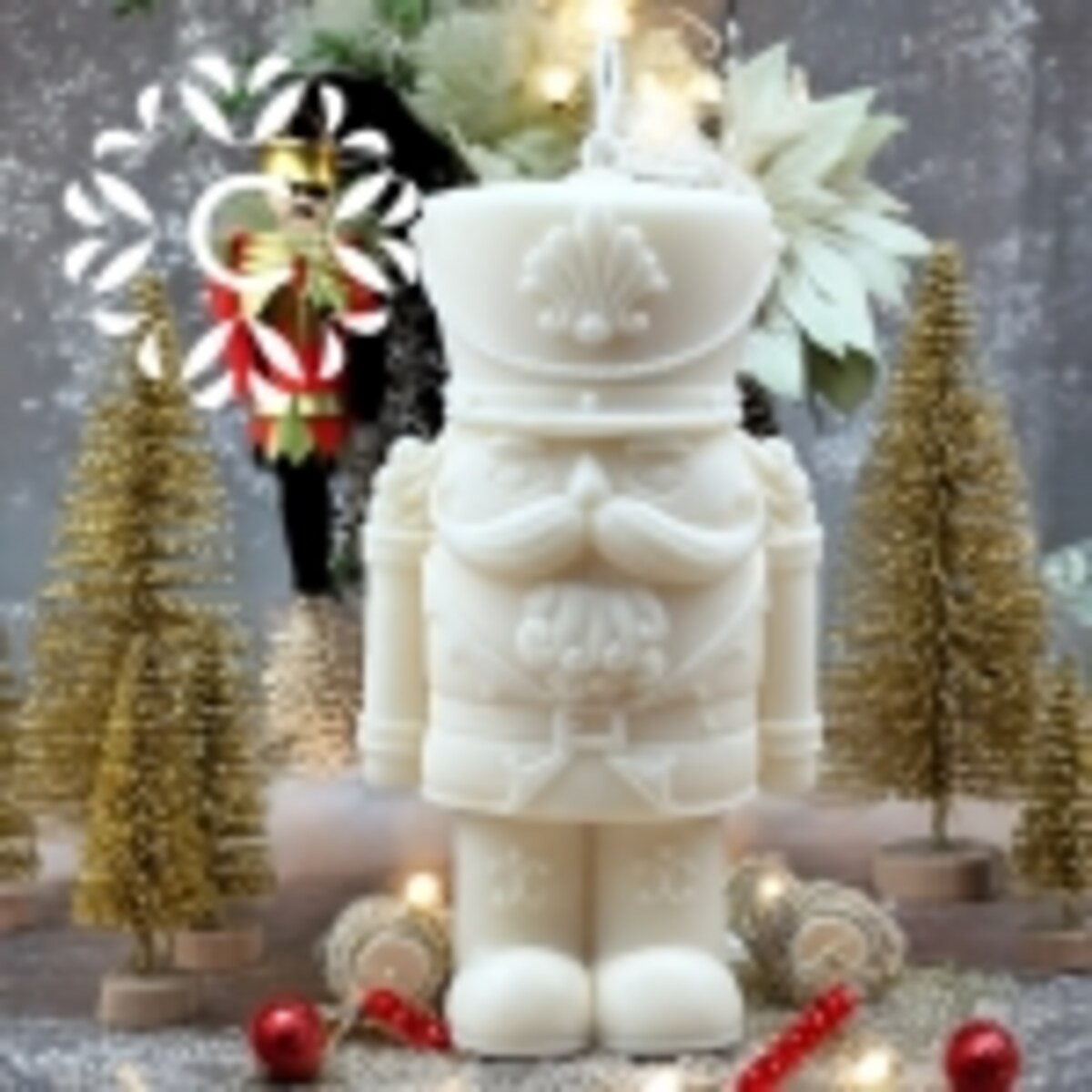 Świeca dekoracvyjna Świąteczny Dziadek do Orzechów