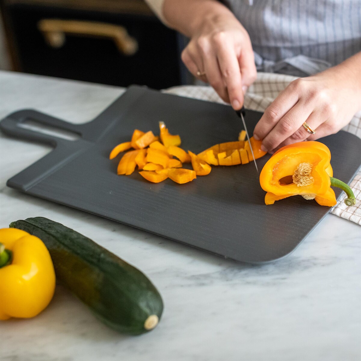 Deska do krojenia SNAP L, KOZIOL