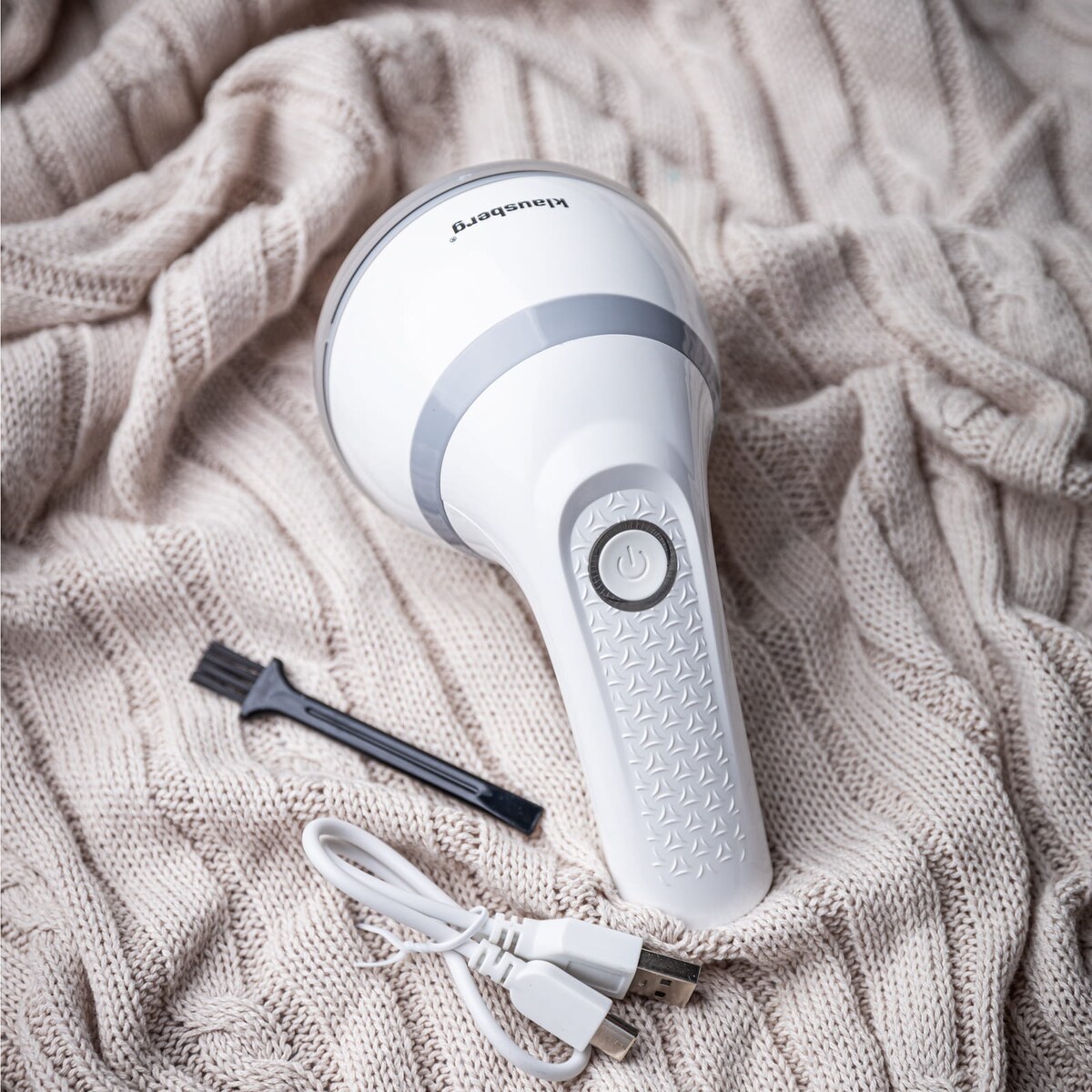 Golarka elektryczna do ubrań odzieży swetrów akumulatorowa KLAUSBERG