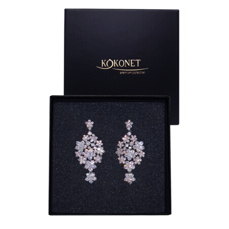 KOLCZYKI kwiatowe z cyrkoniami kryształkami eleganckie widoczne efektowne