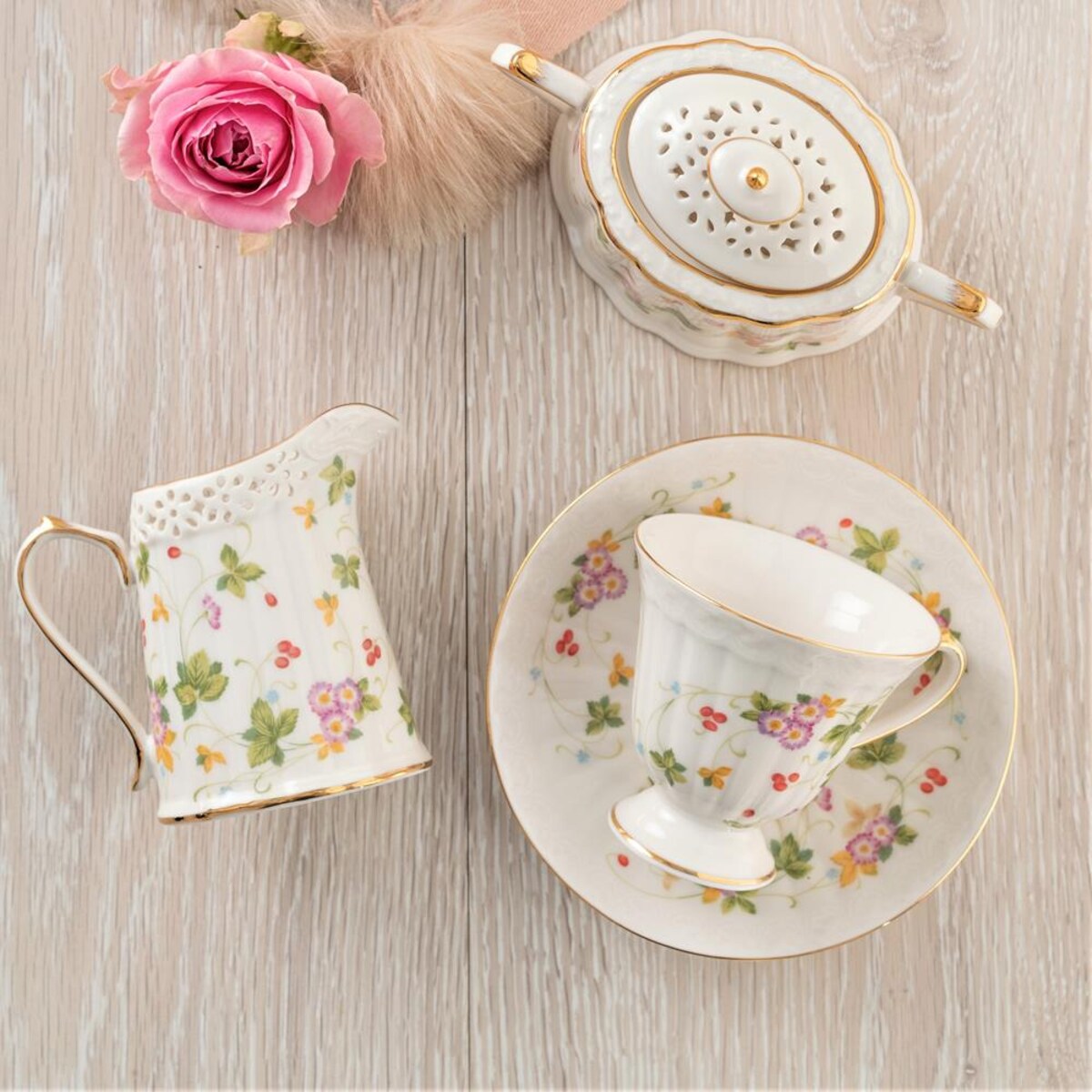 VILLA ITALIA Filiżanka do herbaty porcelanowa 180 ml ze spodkiem WALENCJA Ivory