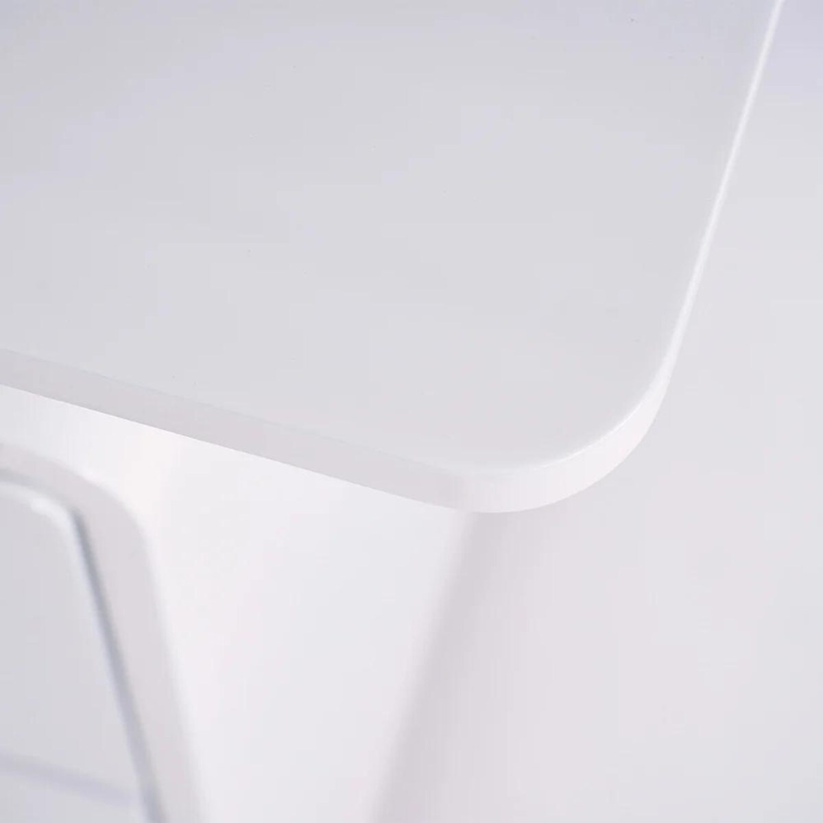 Białe złote biurko ze stali nierdzewnej Avenis Premium 140x70x75