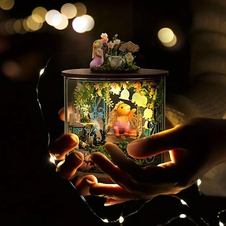 Miniaturowy domek - Majowe konwalie