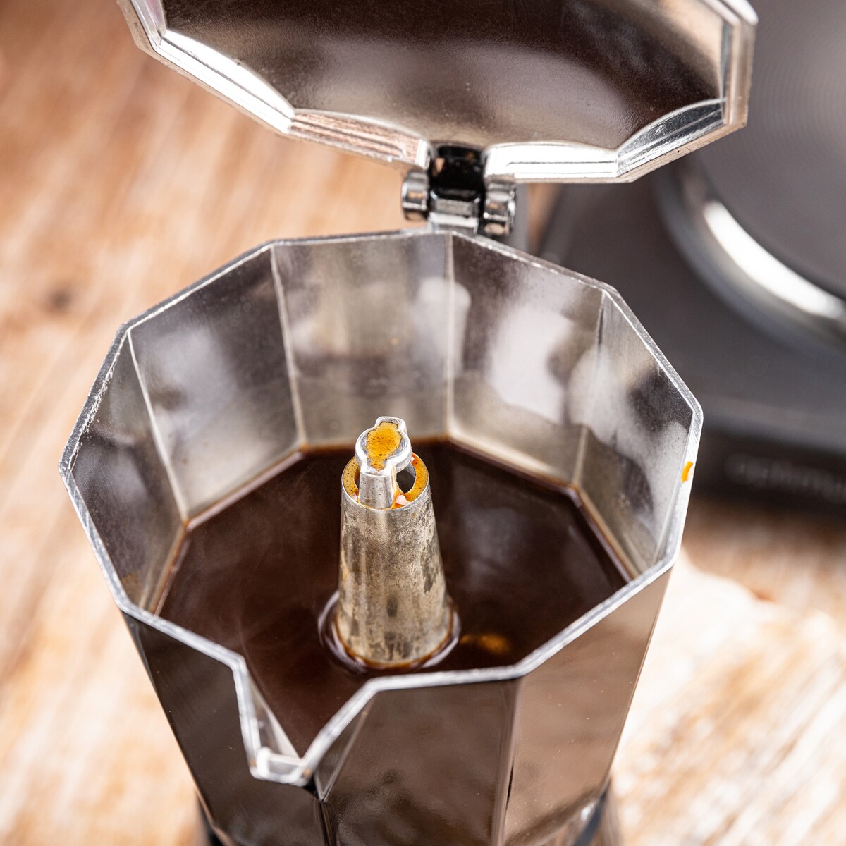 Kawiarka espresso Kafeterka ciśnieniowa indukcja KINGHOFF 600ml 12 filiżanek