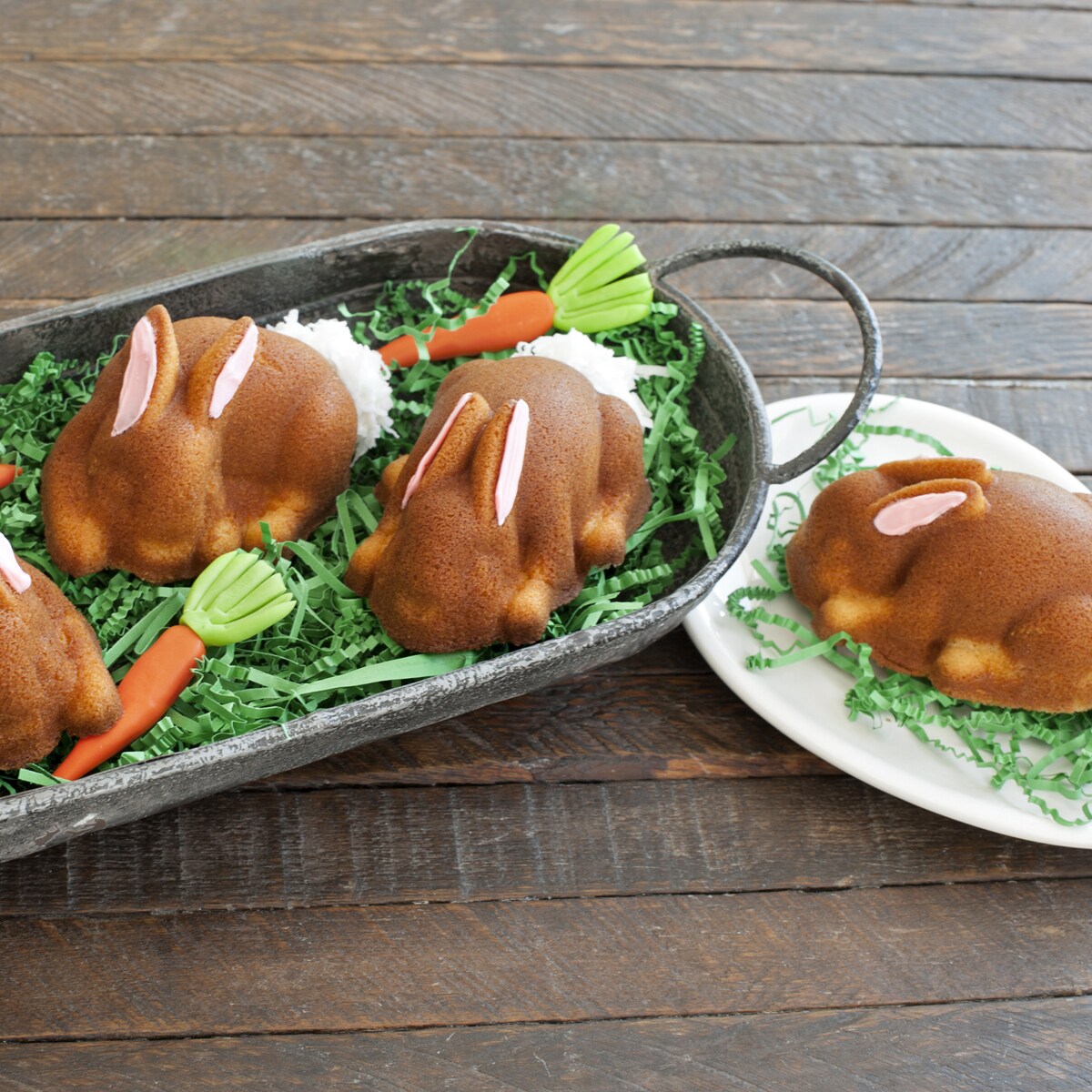 Forma do ciasta BABY BUNNY 2 / Nordic Ware
