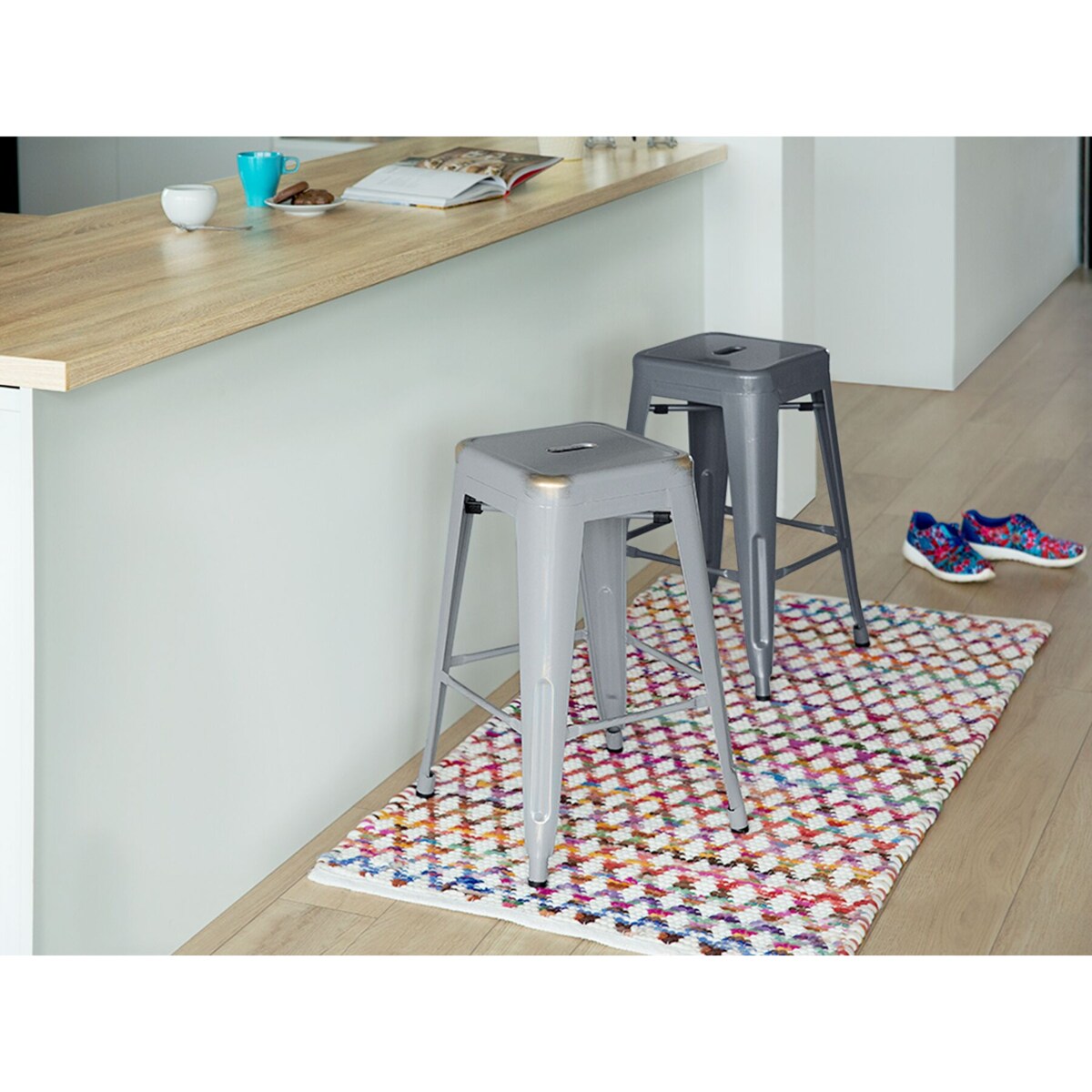 Zestaw 2 stołków barowych metalowych 60 cm szary CABRILLO