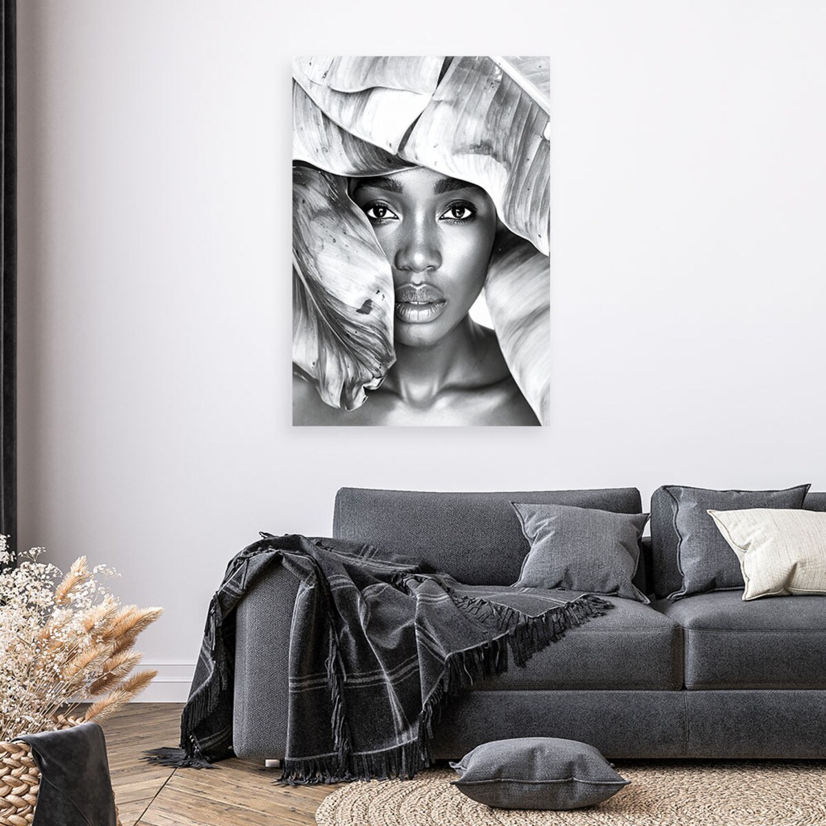 Obraz czarno biały do salonu sypialni, Portret Kobiety i srebrne liście 80x120