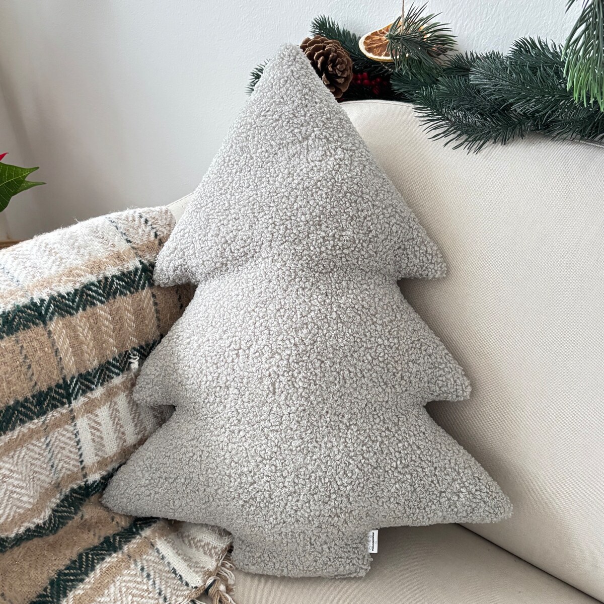 Poduszka Choinka boucle jasna szara