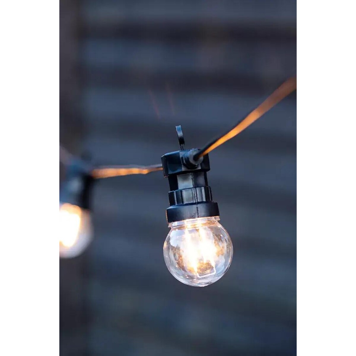 Ogrodowa girlanda świetlna LED 2,4W 5,5m łańcuch czarny