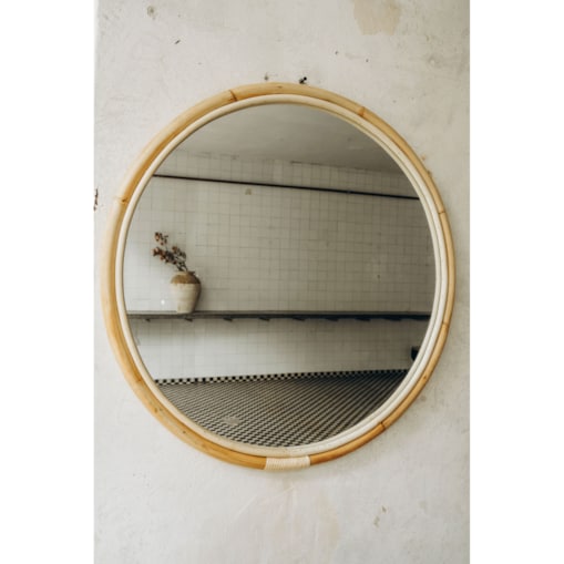 Okrągłe lustro w rattanowej ramie LUMA