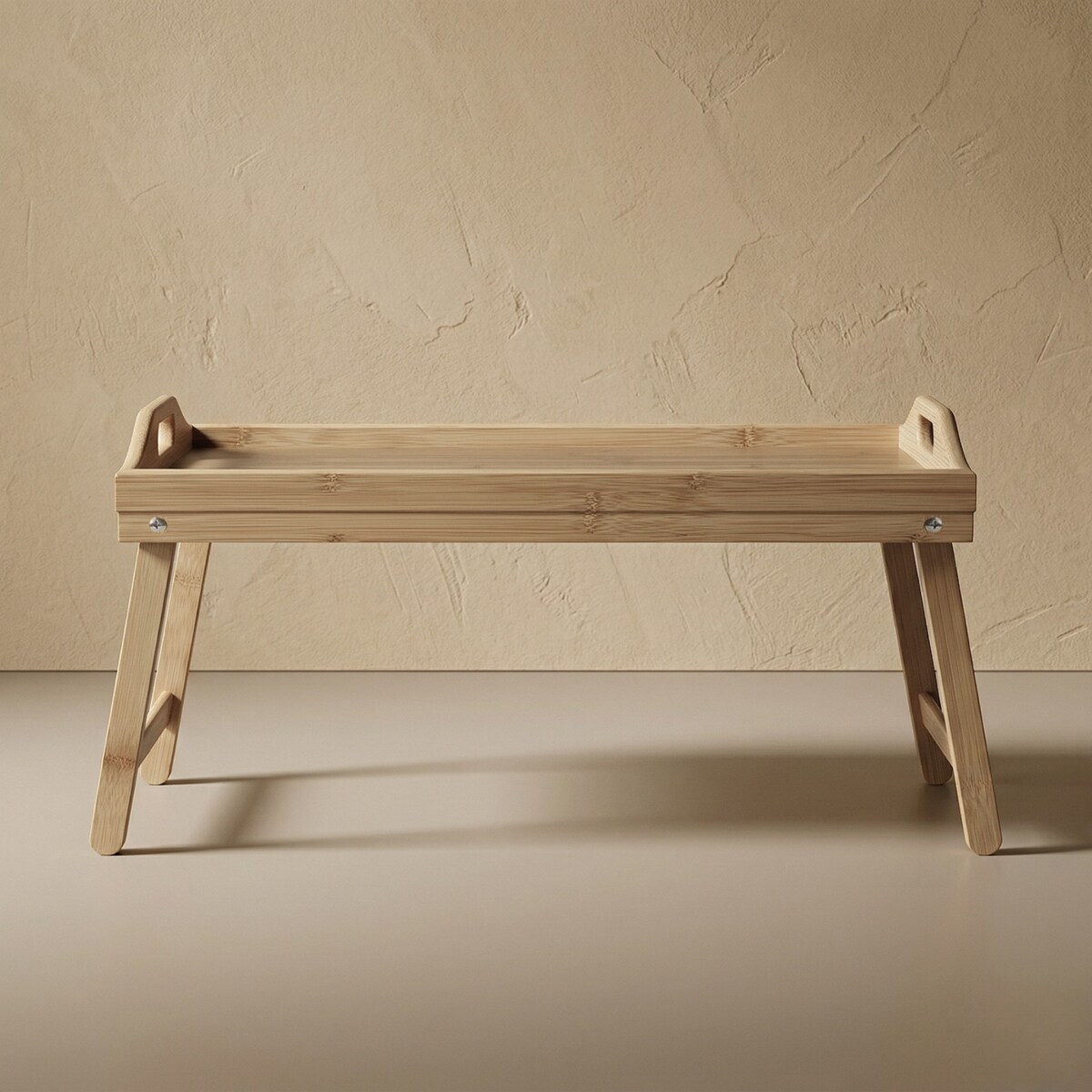 Bambusowa taca śniadaniowa z rozkładanymi nóżkami LENTO, 54 x 30 x 24 cm