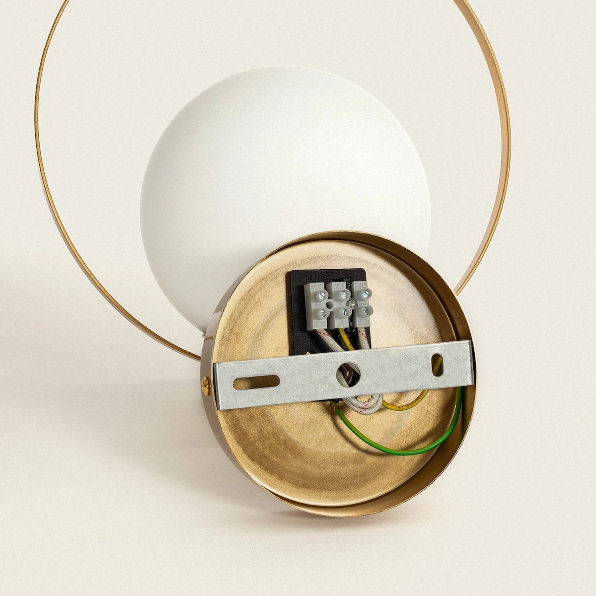 Lampa ścienna kinkiet z metalu i szkła Halm