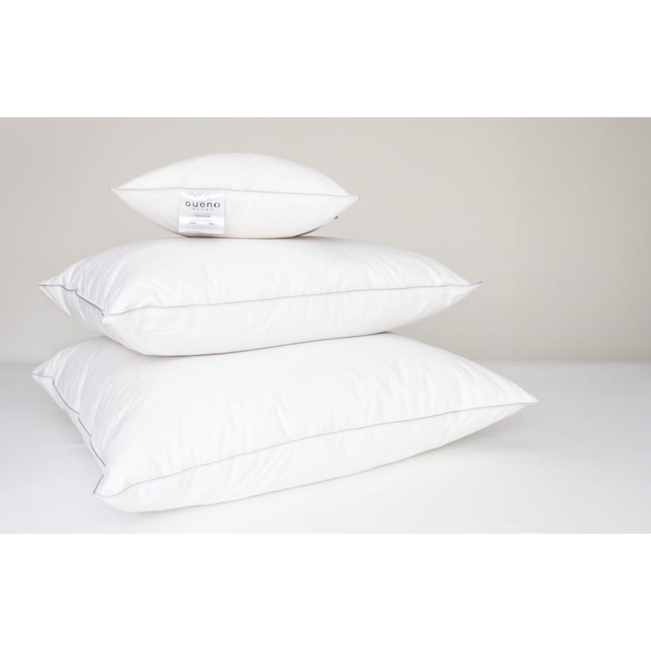 Poduszka puchowa trzykomorowa Silver 70x80 GUENO
