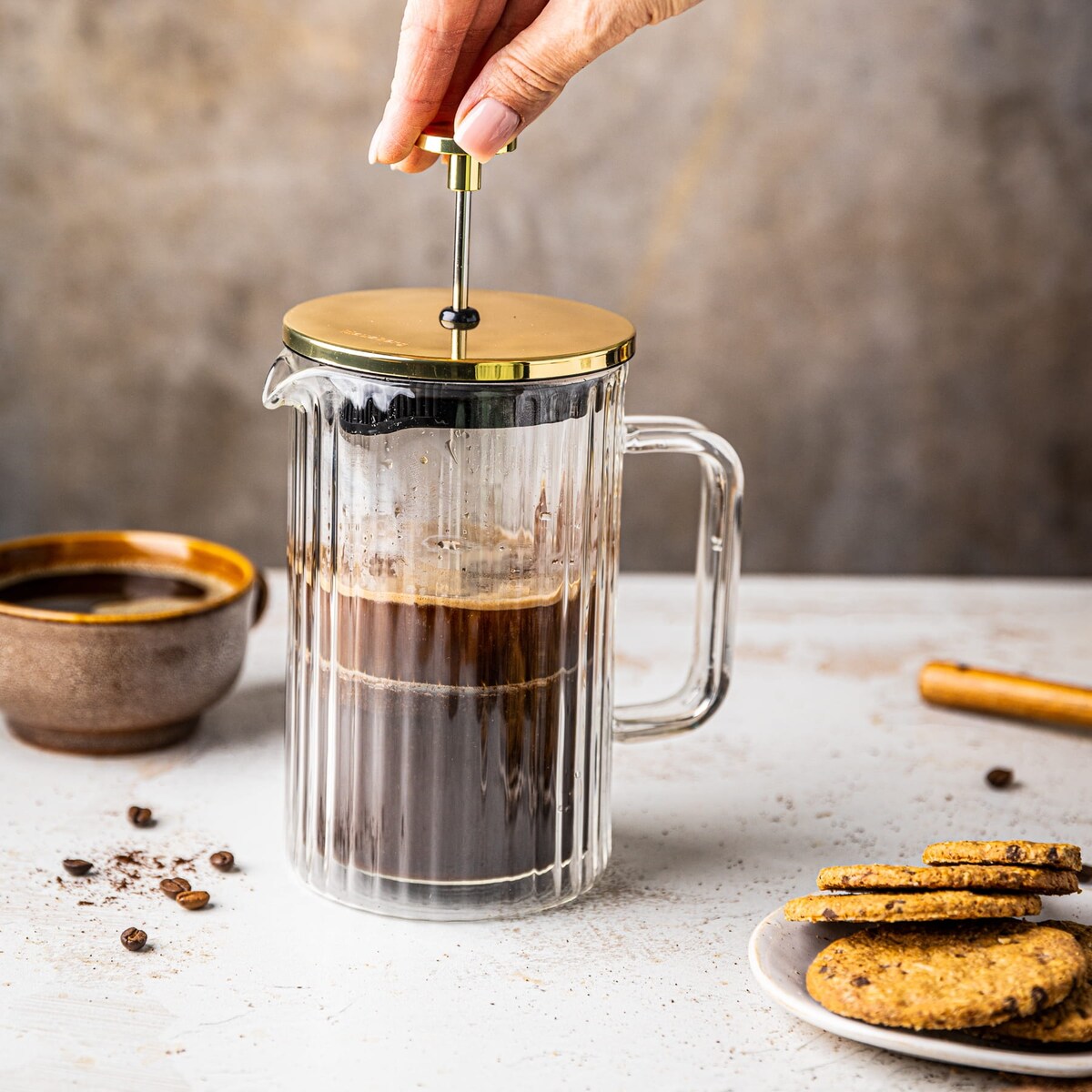 Zaparzacz do kawy herbaty szklany 1000ml French Press złoty KLAUSBERG