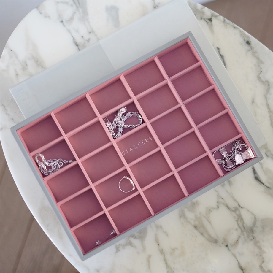 Szkatułka na biżuterię Stackers 25 komorowa classic szaro-różowa