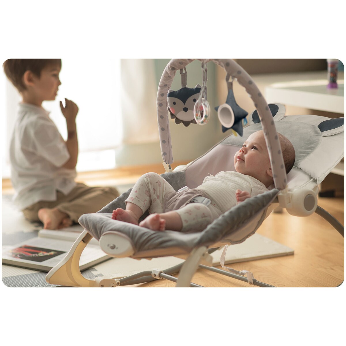 Leżaczek dla niemowląt bujaczek 2w1 kołyska wibracje Ricokids