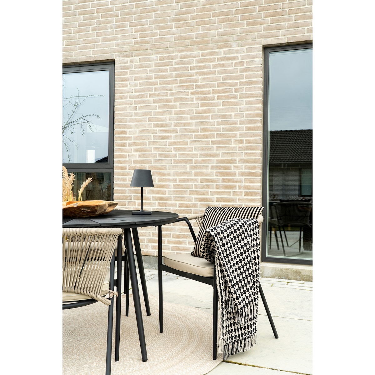 Pled Side bawełniany czarno‑biały 130x180 klasyczny do salonu