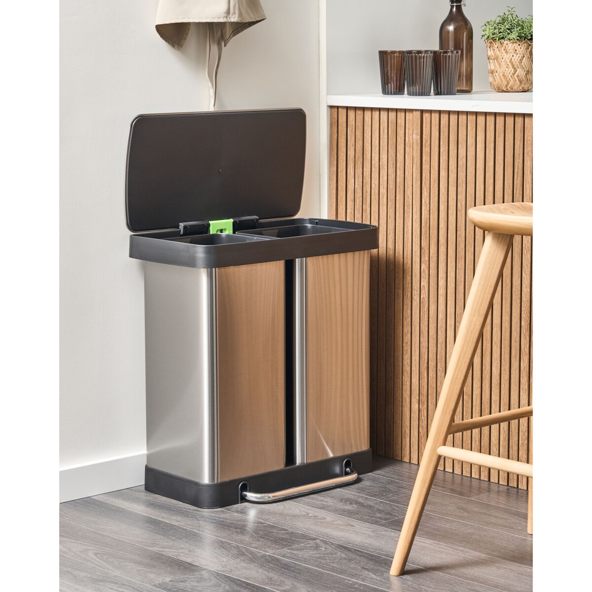 Kosz na śmieci z pedałem dwukomorowy 60 L ECOSORT Metal Srebrny