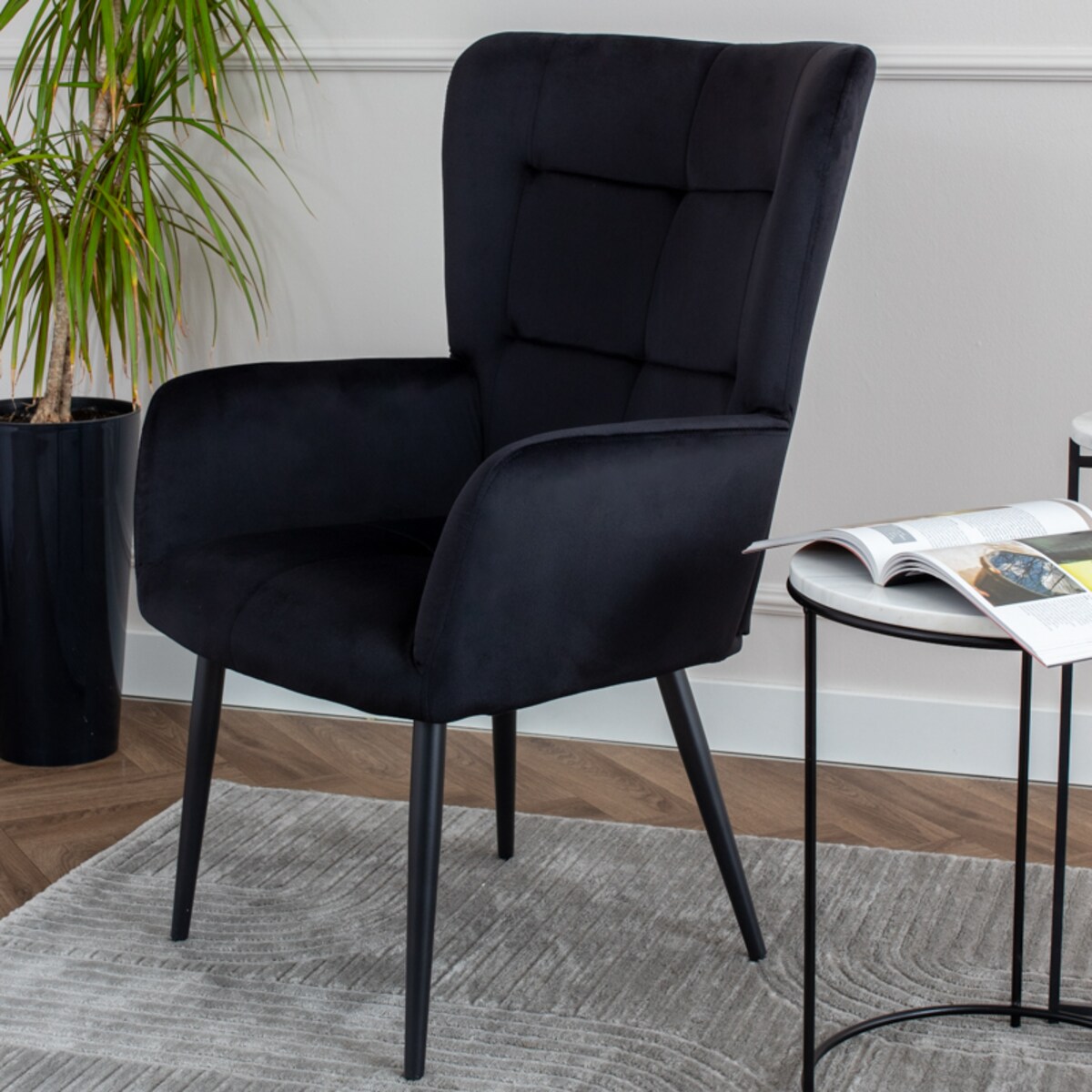 Fotel uszak do salonu wypoczynkowy welurowy tapicerowany czarny