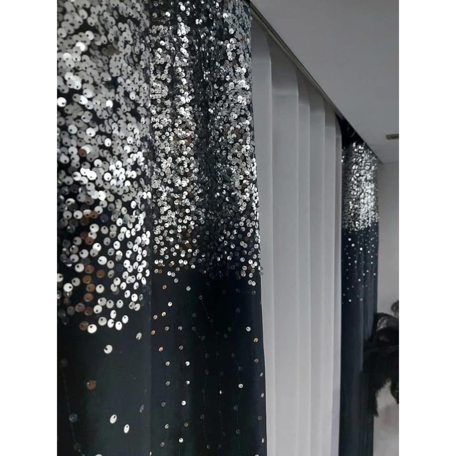 zasłona welurowa "dubaj" z cekinami 140x270 taśma | czarny