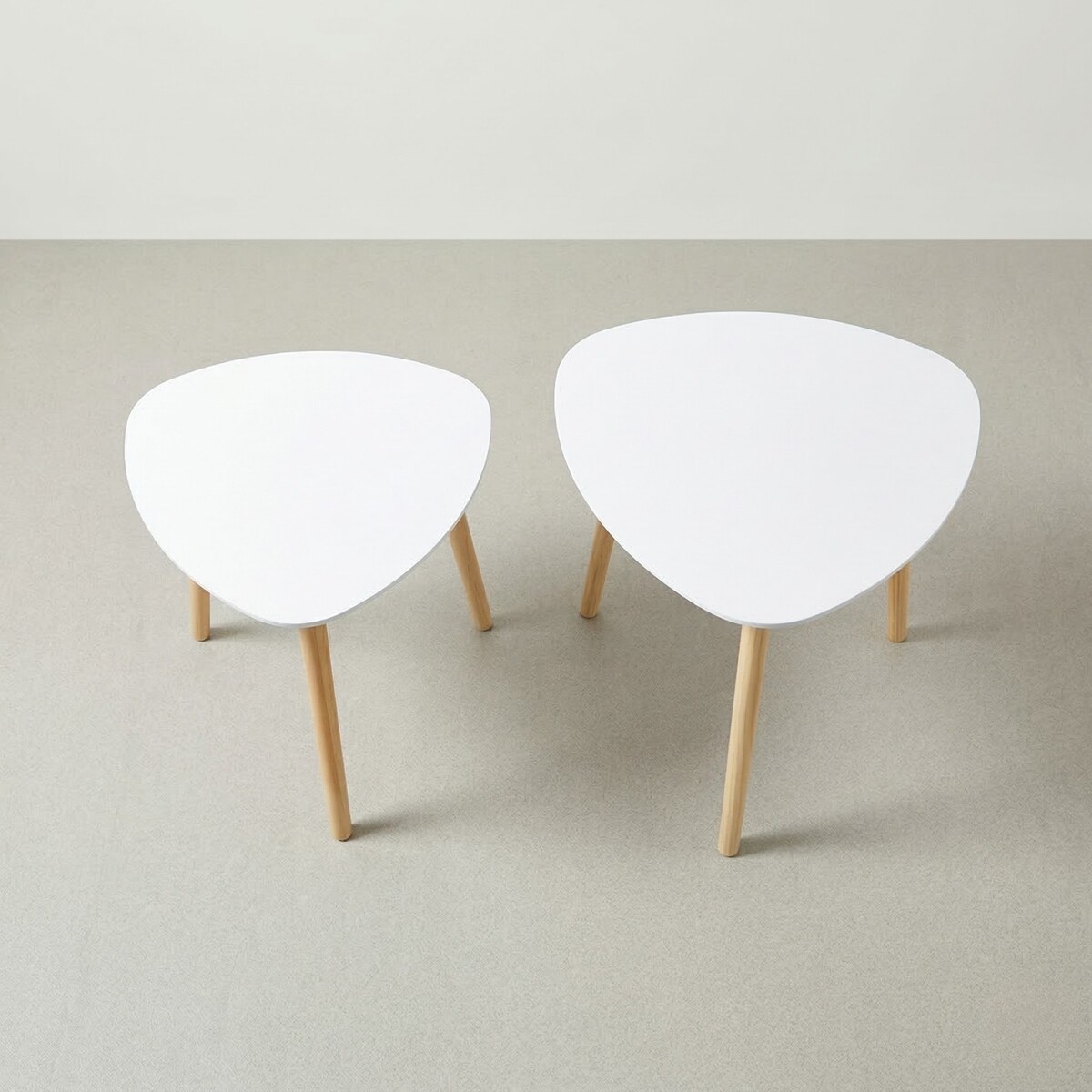 Zestaw 2 stolików kawowych BINI w różnych rozmiarach