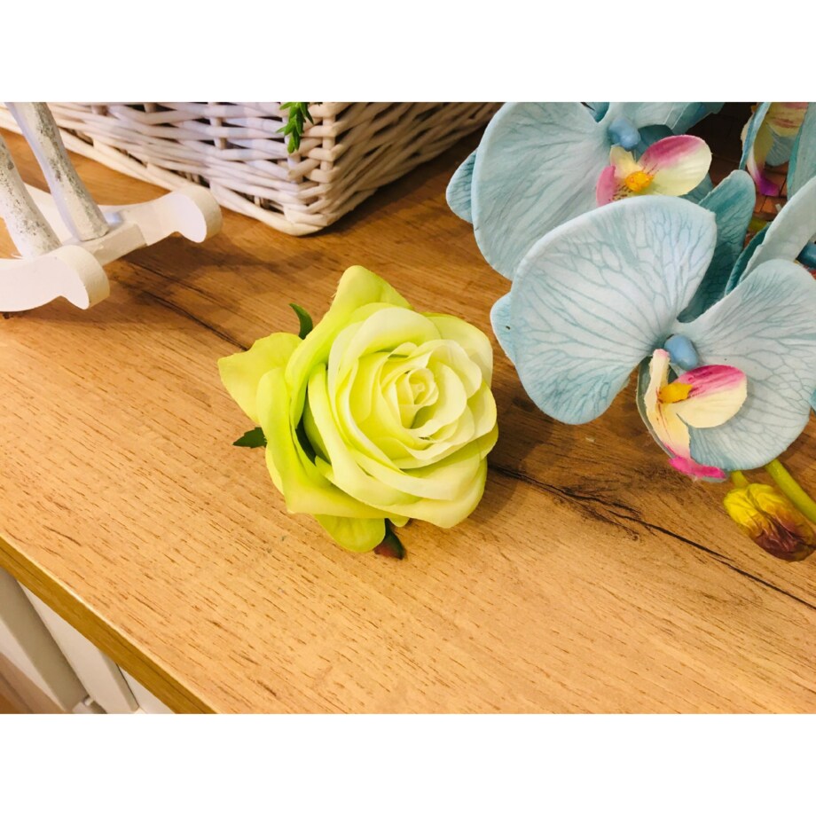 6x RÓŻA SZTUCZNA główka kwiatowa wyrobowa STROIKA ZIELONA ładna kompozycja