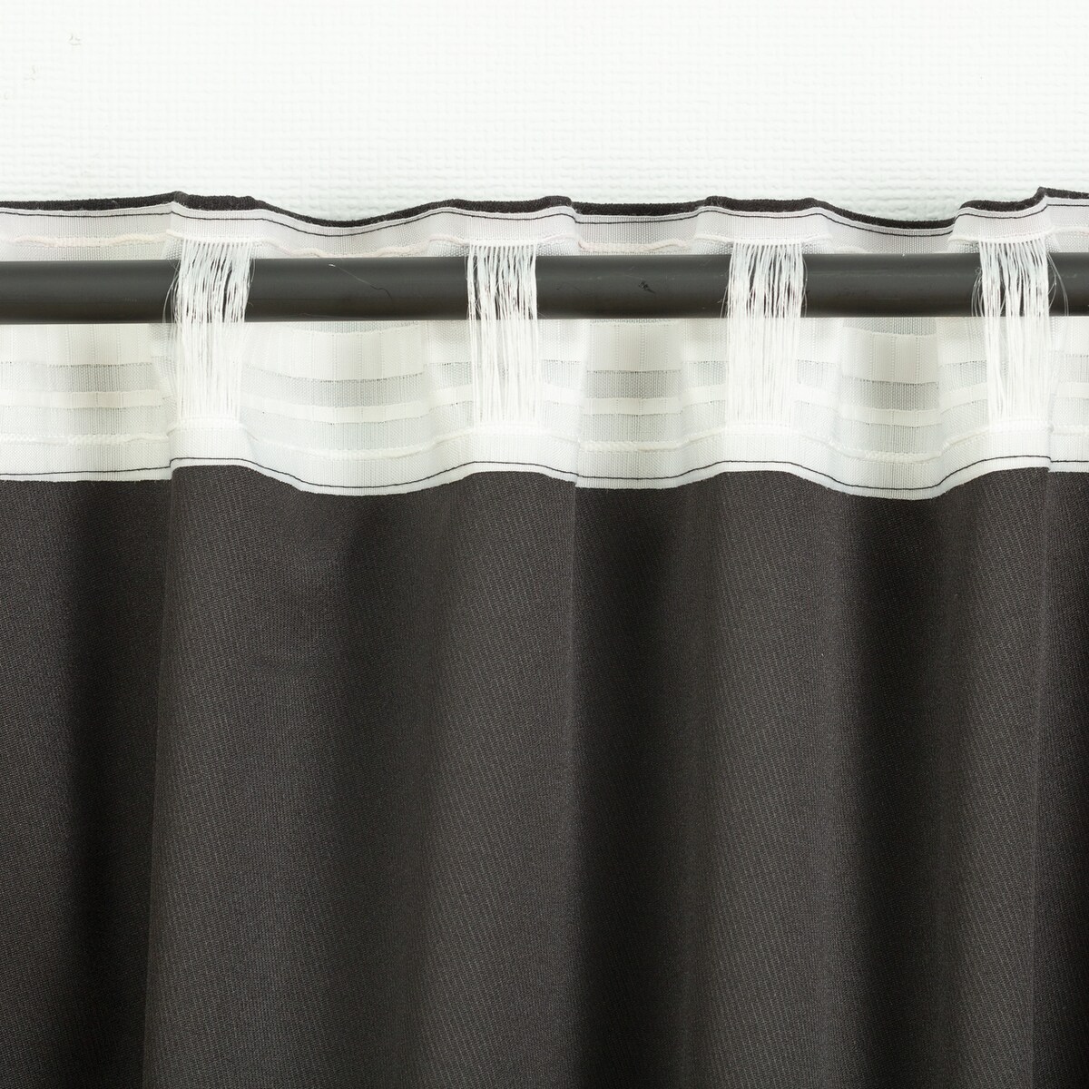 Zasłona BASIC na taśmie marszczącej 140x260cm czarny szenil 1 szt. 140x260 czarny