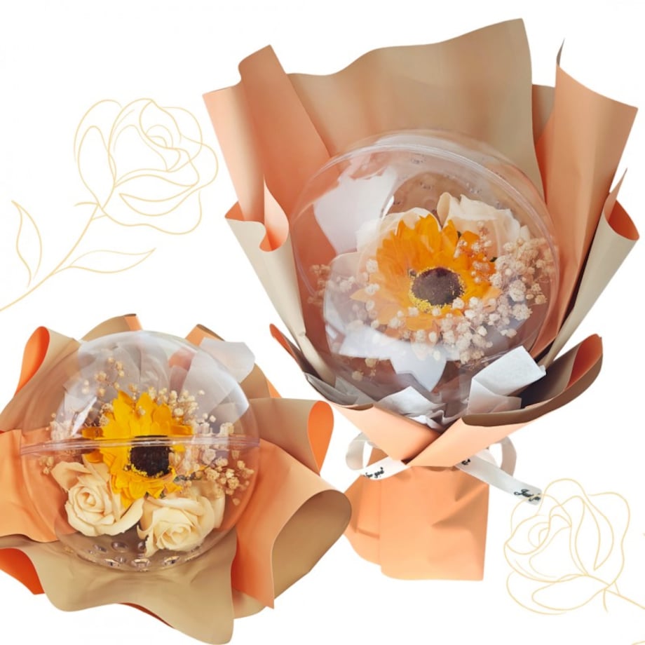 Bukiet zapachowych kwiatów mydlanych w torebce na prezent, kula, świecące LED - BUK14ZO