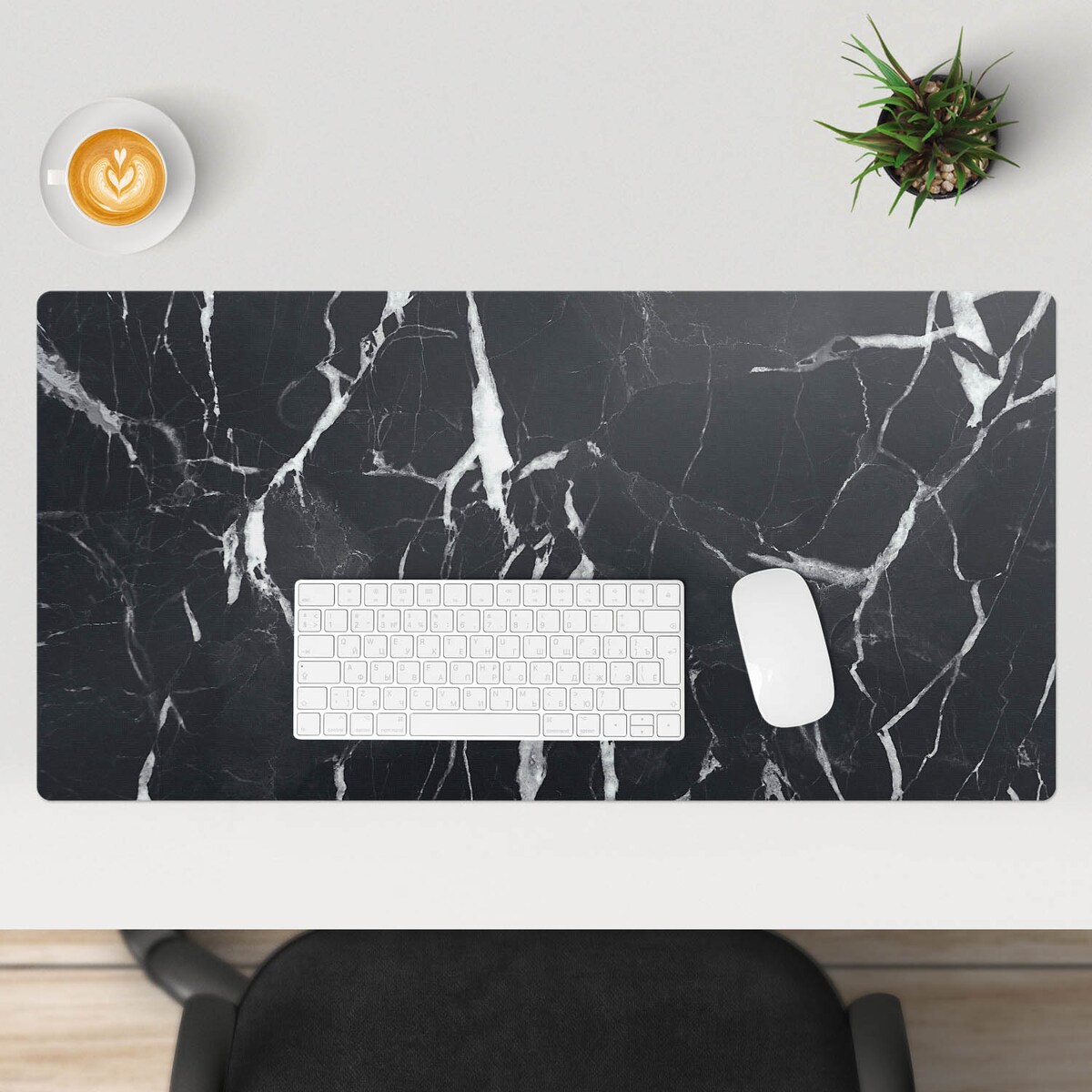 Czarno-Biała mata na biurko Marmurowe żyłki, 90x45 cm