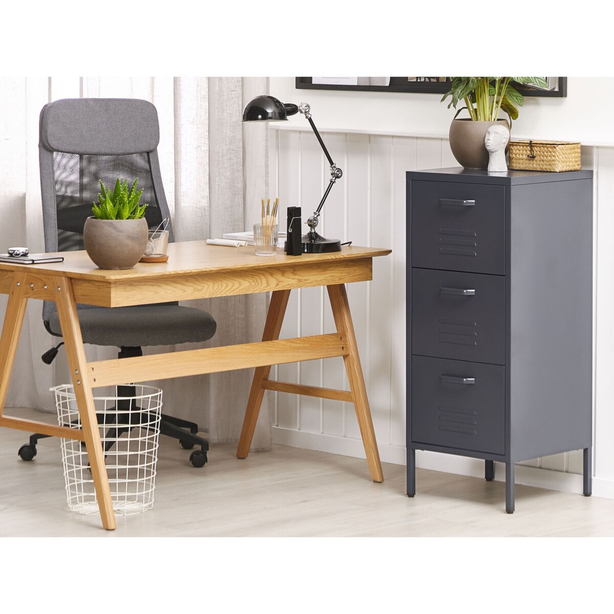 Szafka biurowa metalowa czarna WOSTOK