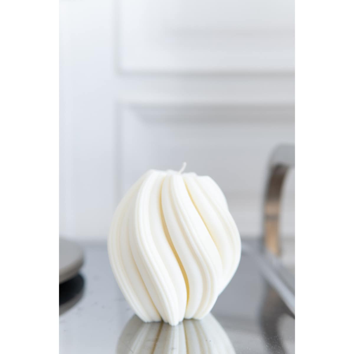 Świeca sojowa duża Volute, 700 g, INSPIRA