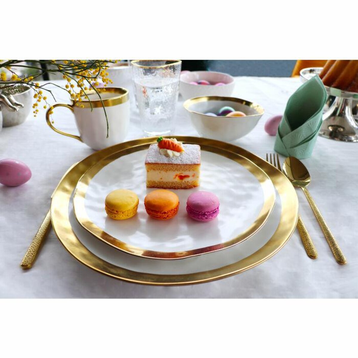 KARE komplet 4 kubków BELL biało-złoty