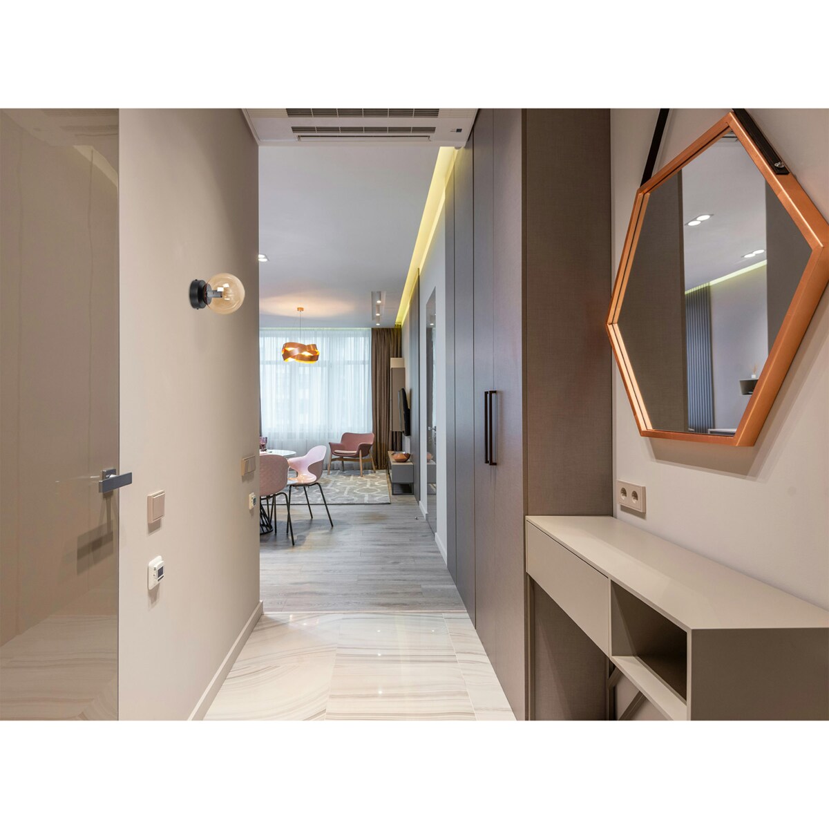 Lampa sufitowa K-5366 z serii PIRO