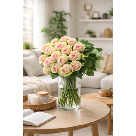Bukiet róż Esperance – 25 sztuk, wysokość 40-45cm (Ekwador)