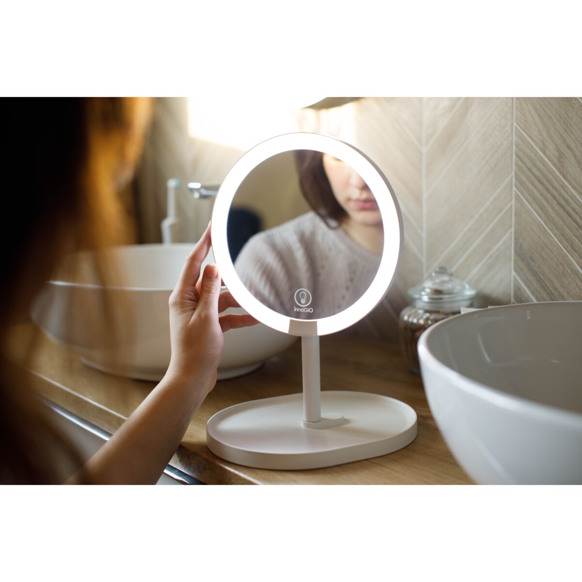 INNOGIO GIOPERFECT DIAMOND GLOW LUSTERKO KOSMETYCZNE Z PODŚWIETLENIEM LED