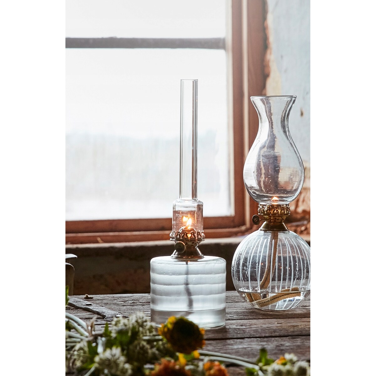 KLOSZ DO LAMPY NAFTOWEJ SZKLANY PRZEZROCZYSTY 21cm DŁUGI DO LAMP NAFTOWYCH