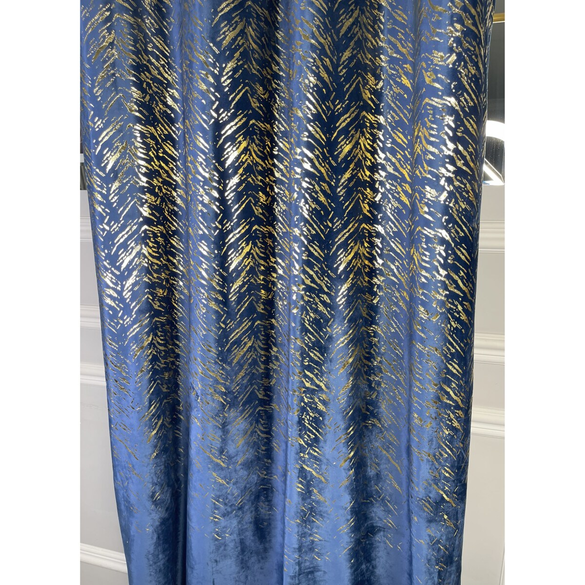 zasłona welurowa "velvet glow" złoty print 140x250 cm granat