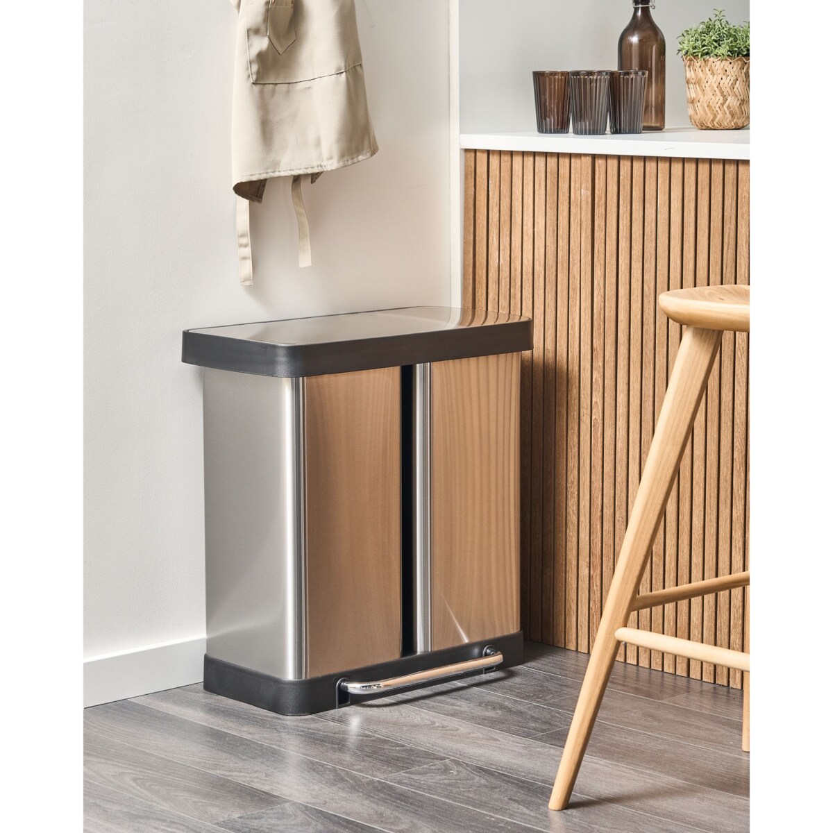 Kosz na śmieci z pedałem dwukomorowy 60 L ECOSORT Metal Srebrny