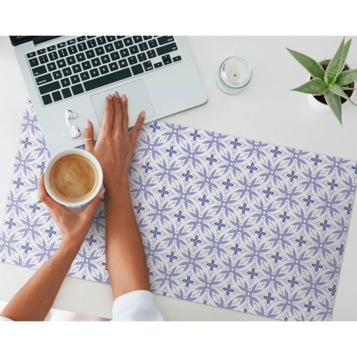 Fioletowa mata na biurko Kwiatowy wzór retro, 90x45 cm