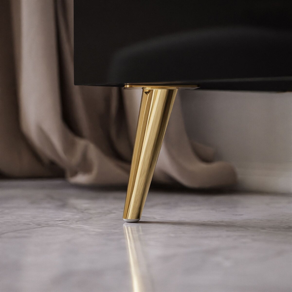 Komoda ONYX 4D 158 cm na złotych nóżkach, czarna, uchwyty złote