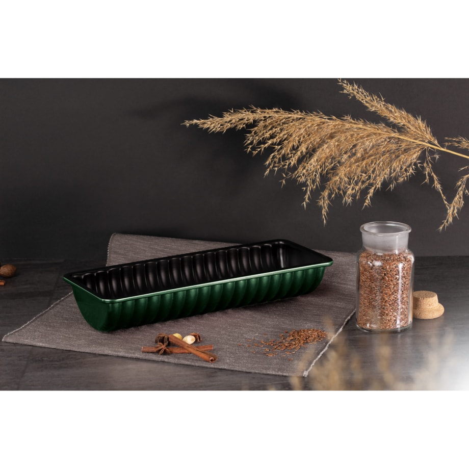 Karbowana forma blacha do pieczenia 31.5x12cm BERLINGER HAUS Emerald