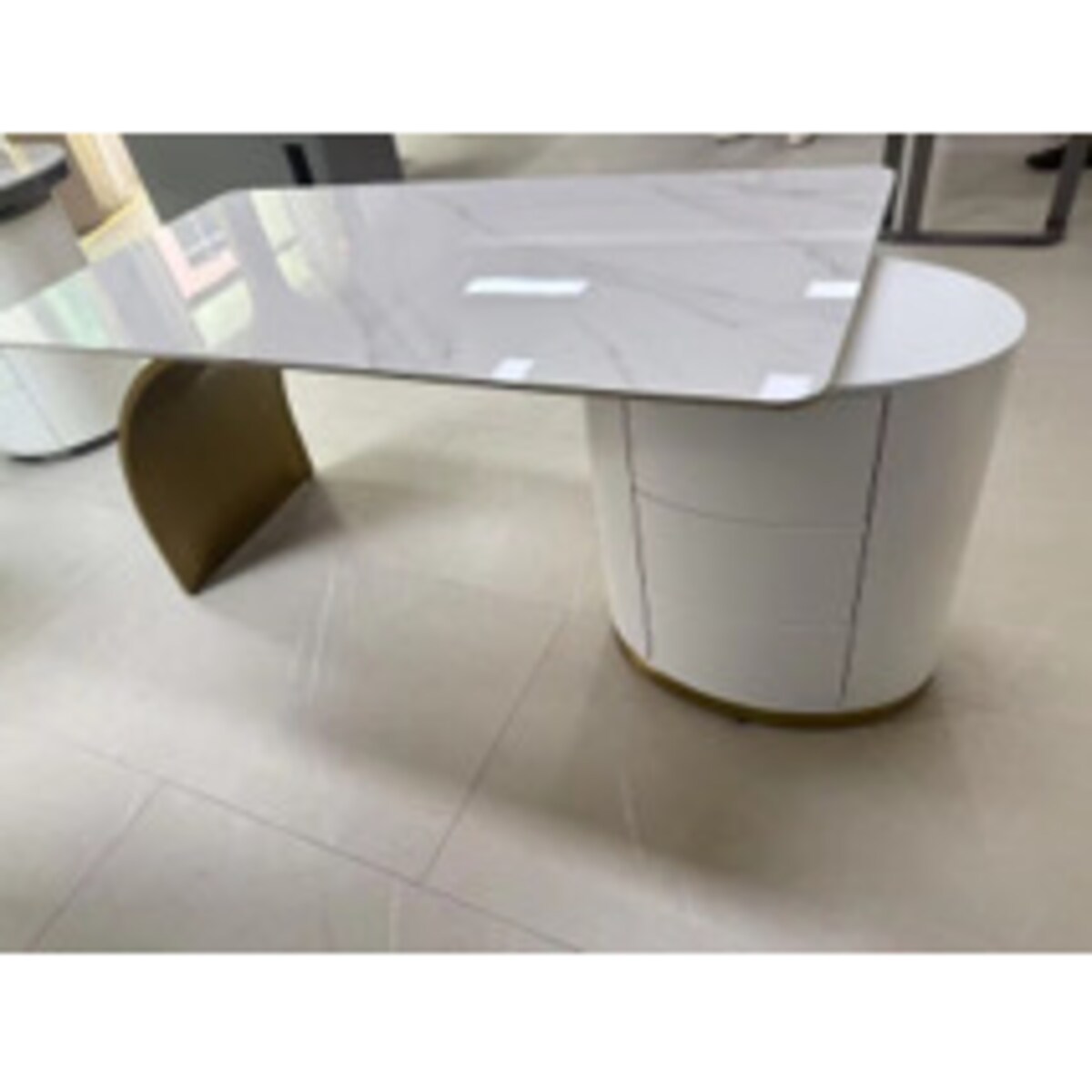 Biało- złote biurko ze stali nierdzewnej Mediolan Premium 160x70x75