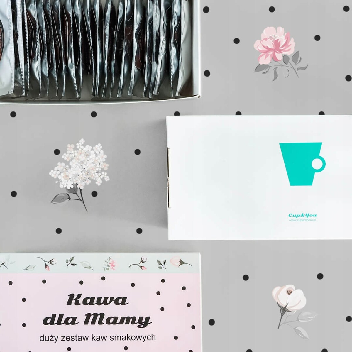 ZESTAW PREZENTOWY UPOMINKOWY BOX NA DZIEŃ MATKI URODZINY DLA MAMY TEŚCIOWEJ - MIX 20 RÓŻNYCH KAW SMAKOWYCH DESEROWYCH MIELONYCH ARABICA