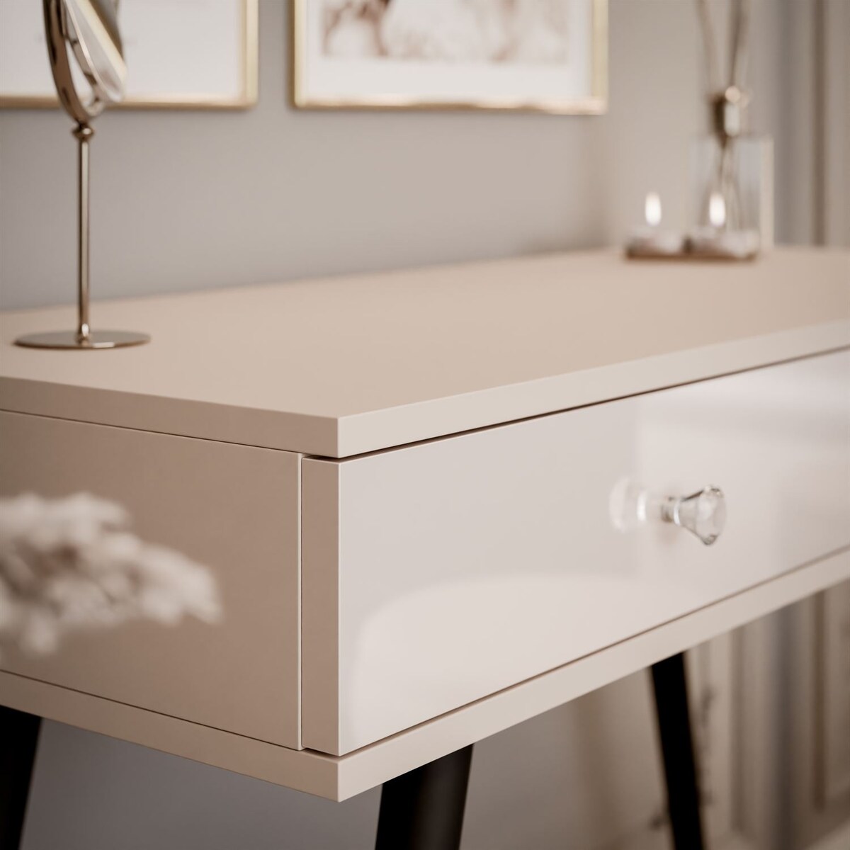 Konsola SIENNA KASZMIR na skośnych, czarnych nóżkach, uchwyt biały kryształ